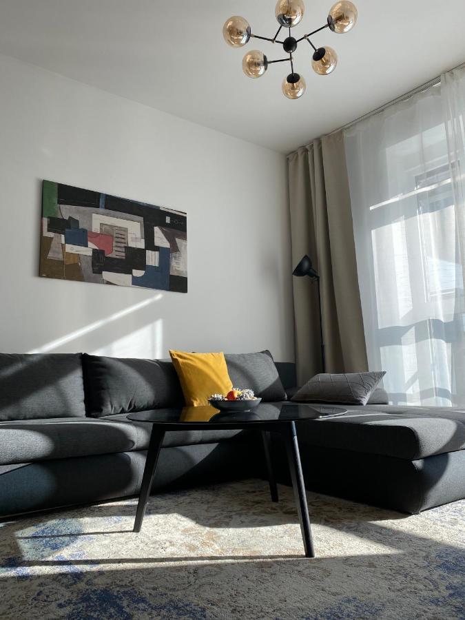 Sundeck City Centre Apartment Pressburg Exterior foto